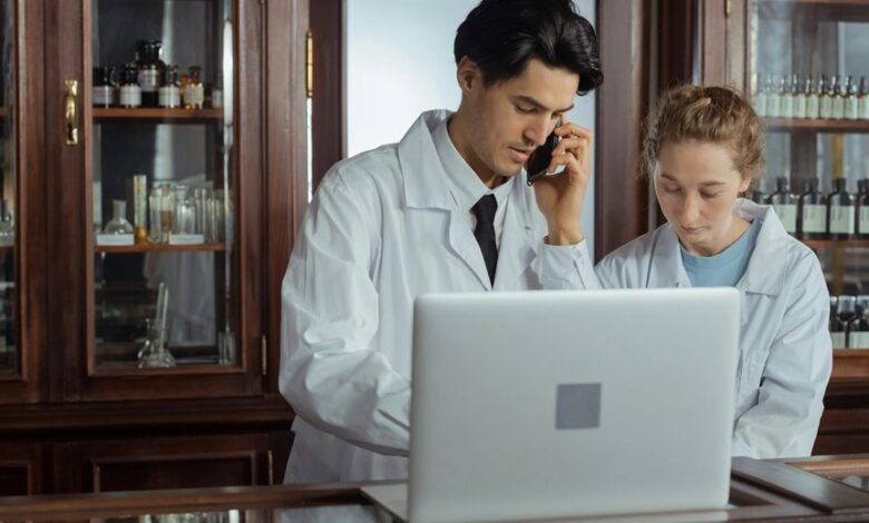 customer support available now