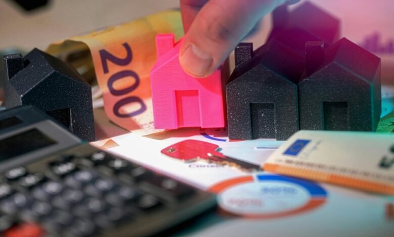 top investment strategies 2025