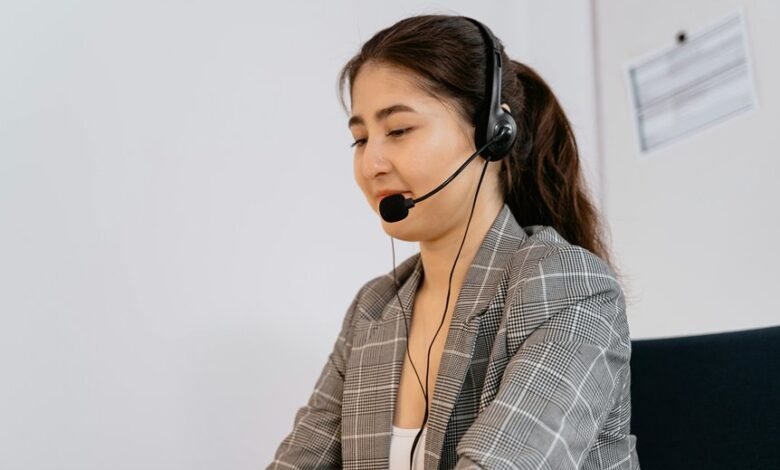 corporate tech hotline service